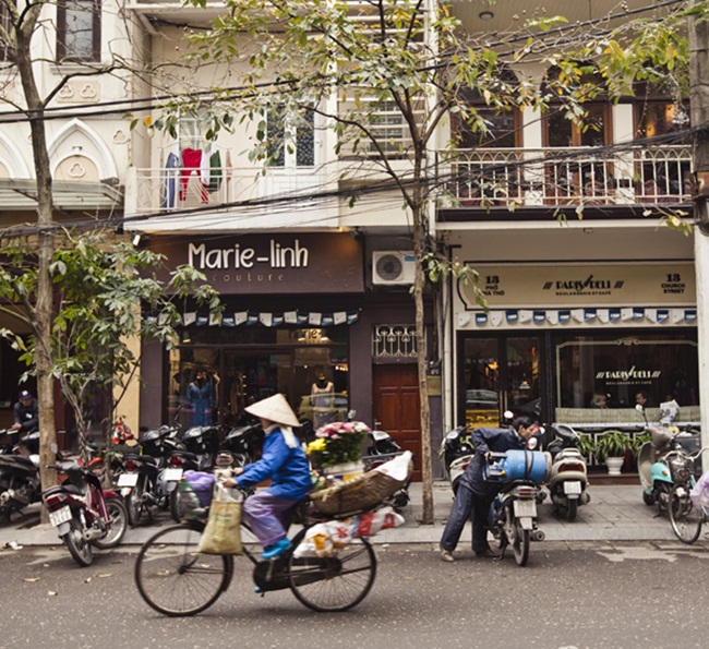best places for shopping in Hanoi 3