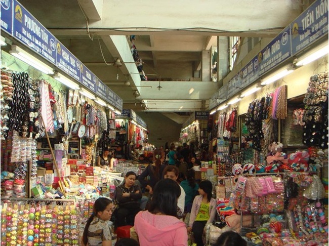 best places for shopping in Hanoi