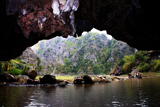  caves in vietnam 5
