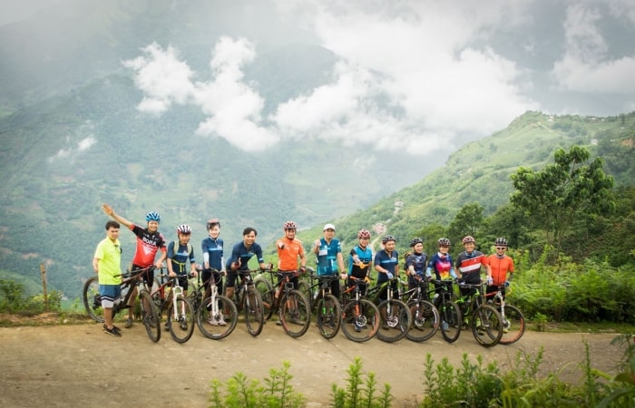 muong hoa valley cycling